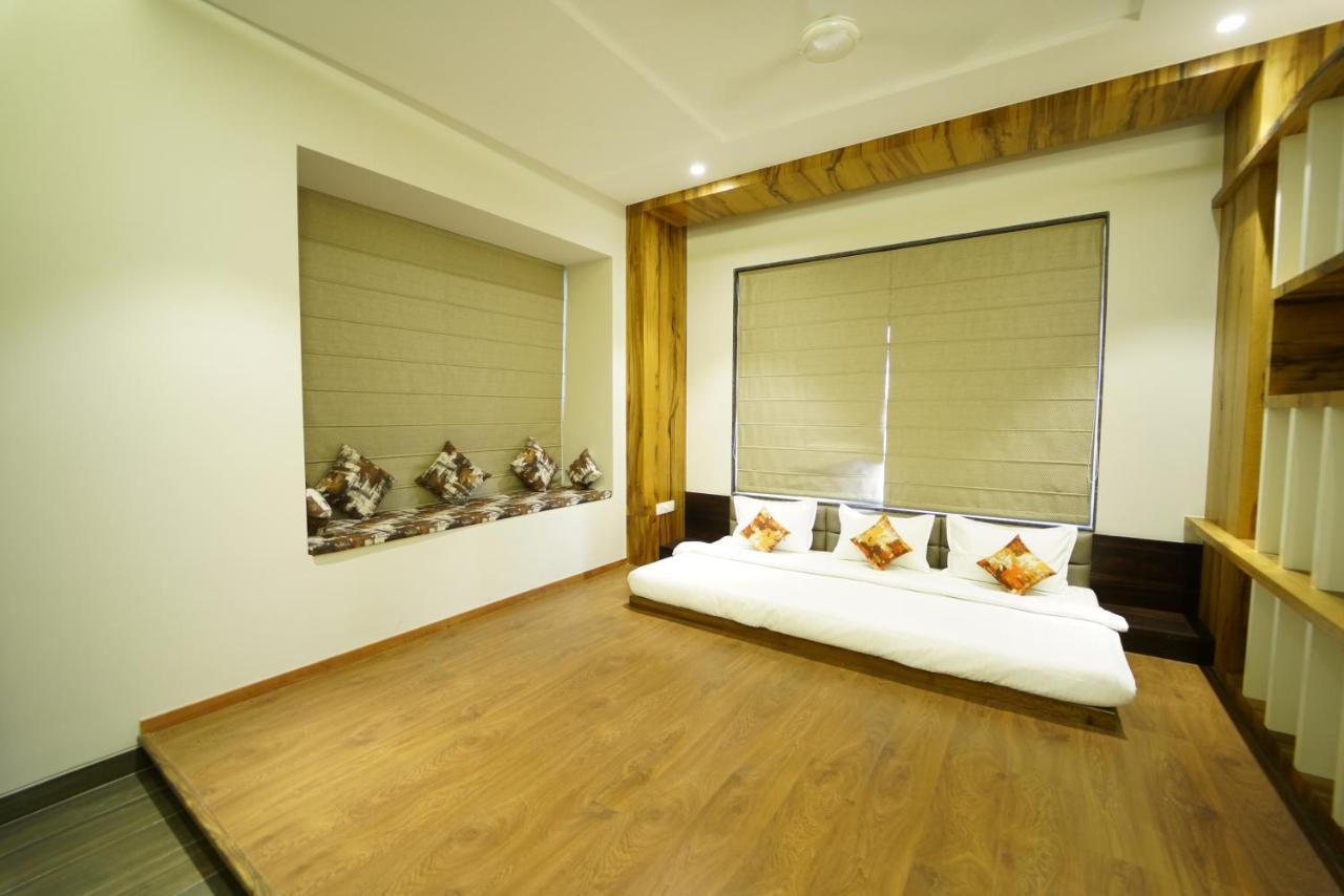 Baramati Hotel The Royal Inn المظهر الخارجي الصورة