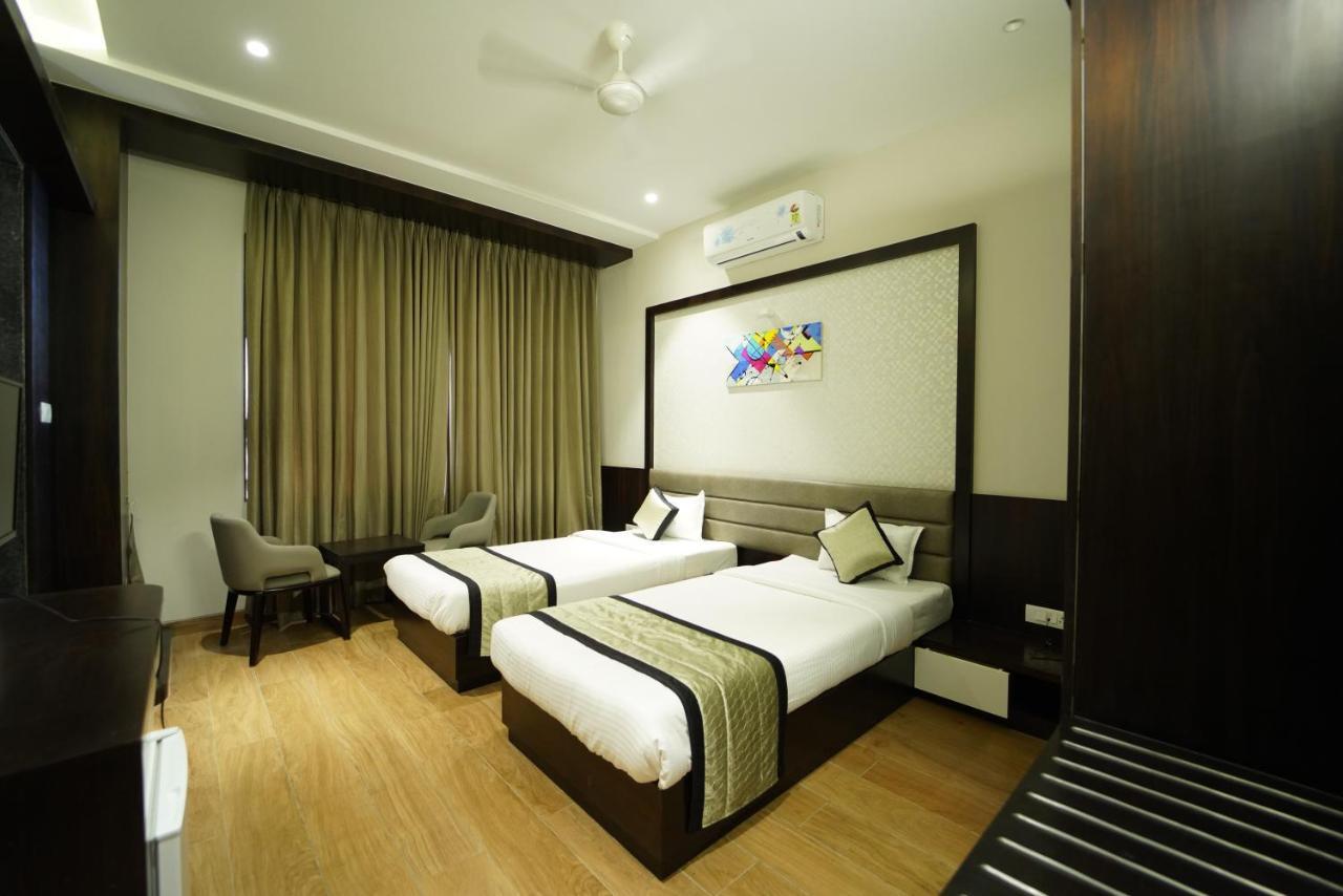 Baramati Hotel The Royal Inn المظهر الخارجي الصورة