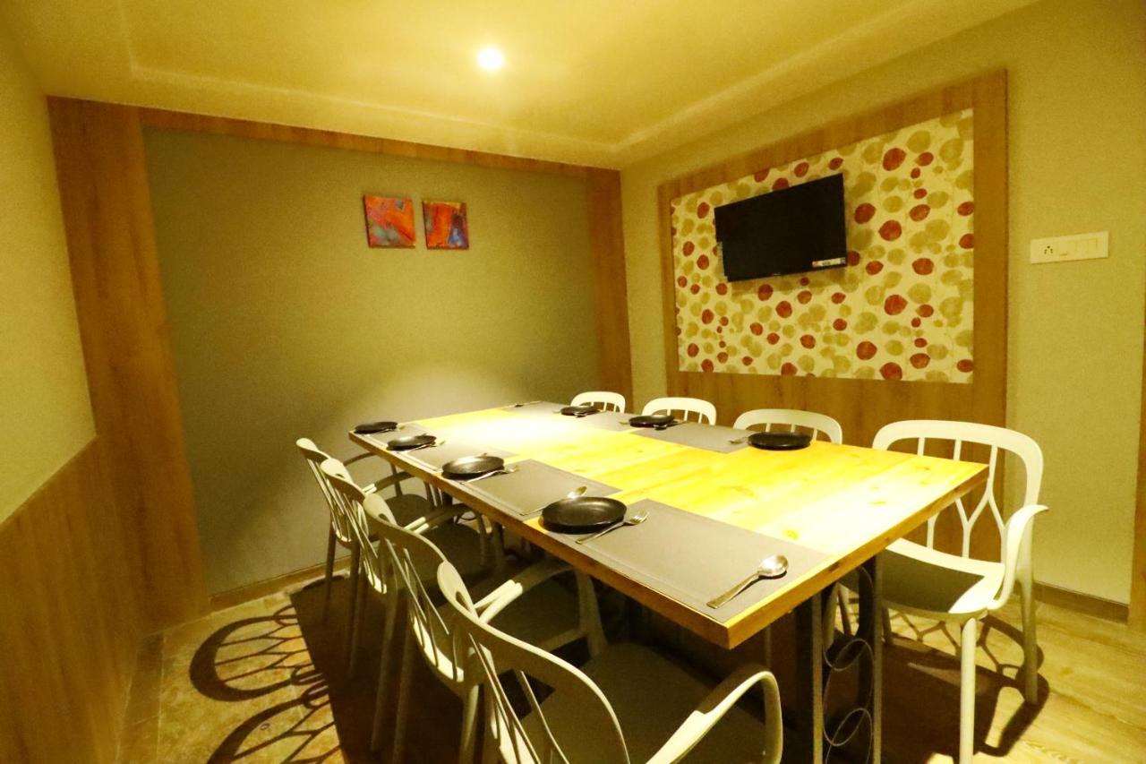 Baramati Hotel The Royal Inn المظهر الخارجي الصورة