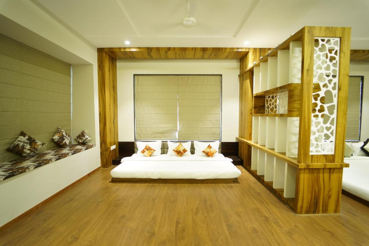 Baramati Hotel The Royal Inn المظهر الخارجي الصورة